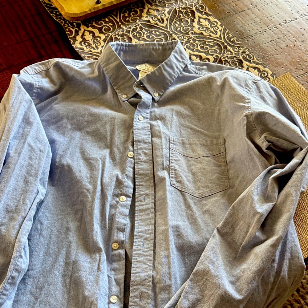 L.L. Bean Light Blue Oxford Button Down Shirt in Egyptian Cotton